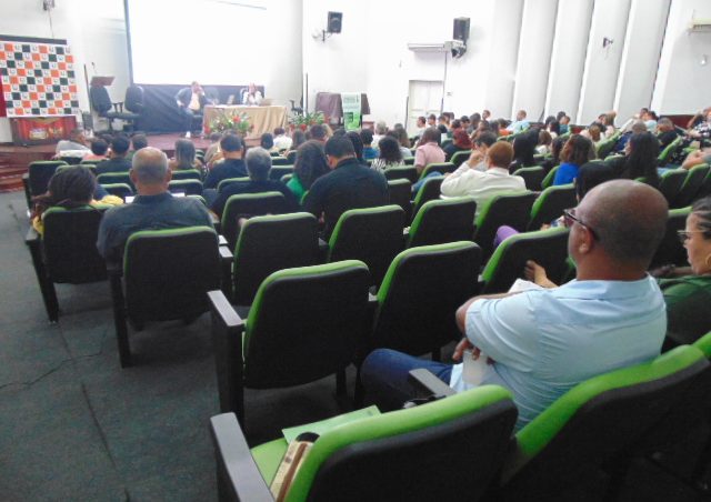 Smed participa de evento da Uncme-BA sobre orientações do Cacs Fundeb