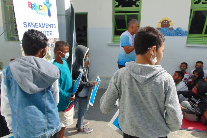 Instituto Trata Brasil apresenta projeto em escolas municipais sobre saneamento básico e uso racional da água 