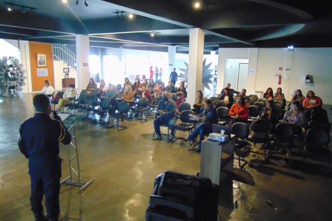Em mais um encontro com gestores, Smed reafirma compromisso com a segurança de alunos e professores