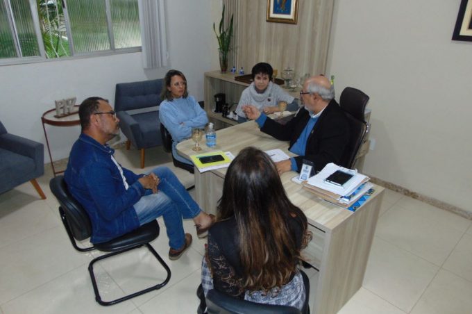 Smed e Coordenação de Políticas LGBT discutem plano de trabalho sobre identidade de gênero