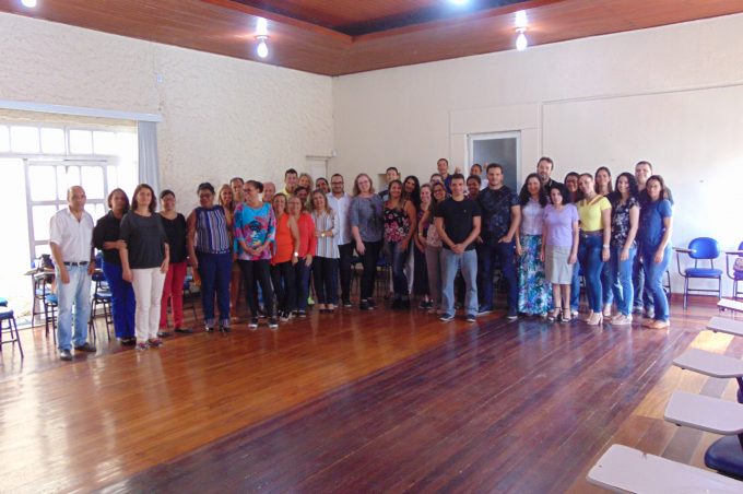 Servidores da área de recursos humanos da prefeitura discutem estratégias de gestão