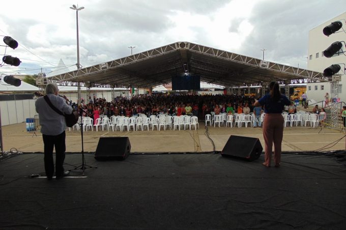 Palestras sobre avaliação de aprendizagem e educação inclusiva encerram 1º Congresso Municipal de Educação