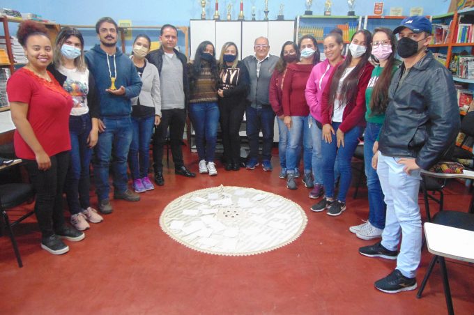 Programa de Pacificação da Smed realiza ação na Escola Cláudio Manuel da Costa