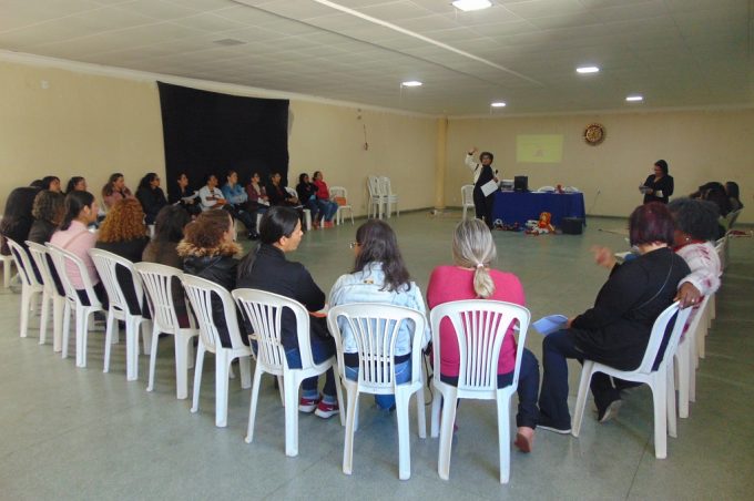 Com o tema Desenvolvimento Infantil, Smed promove formação para servidores da educação infantil