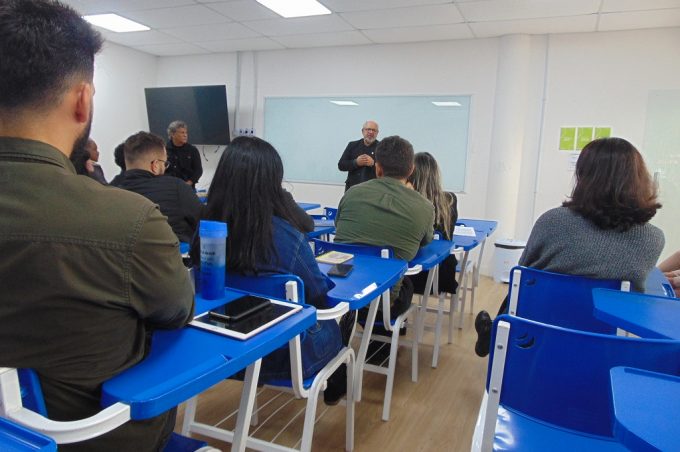 Smed e UniFTC firmam parcerias para realização de projetos em escolas-piloto da rede municipal