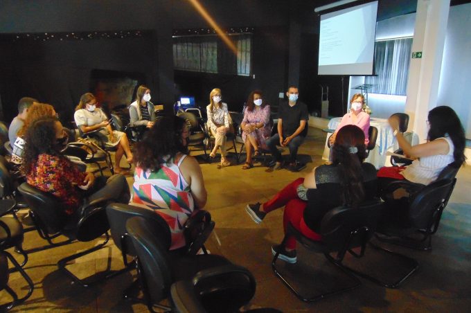 Secretaria de Educação realiza formação para os professores do EJA