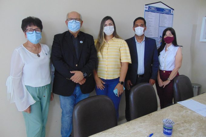 Diretores do Colégio Adventista visitam Smed e tiram dúvidas sobre adiamento de retorno às aulas