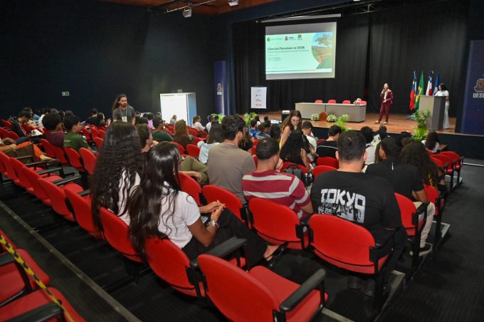 Secretaria de Meio Ambiente participa do II Simpósio de Ciências Florestais da Uesb