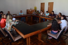 Governo Municipal recebe moradores dos conjuntos Vila Bonita e Vila Sul