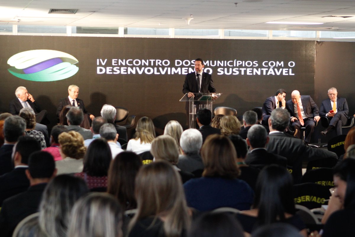 Governo Municipal participa do IV EMDS em Brasília