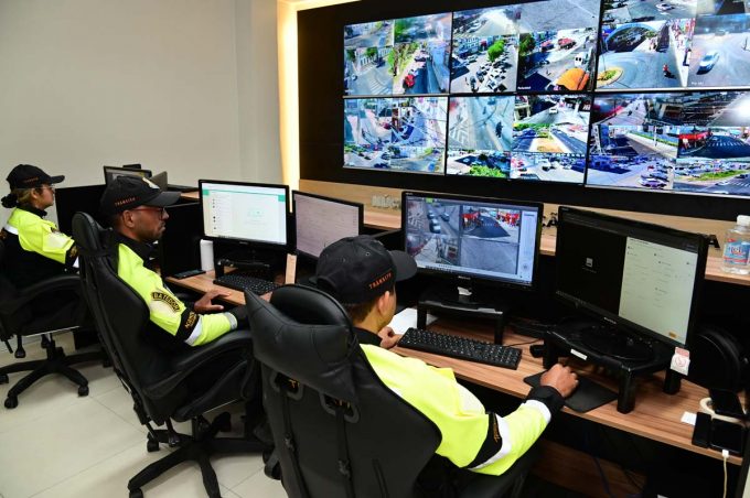 Prefeitura inicia instalação de novos radares em três vias da cidade para reforçar segurança no trânsito