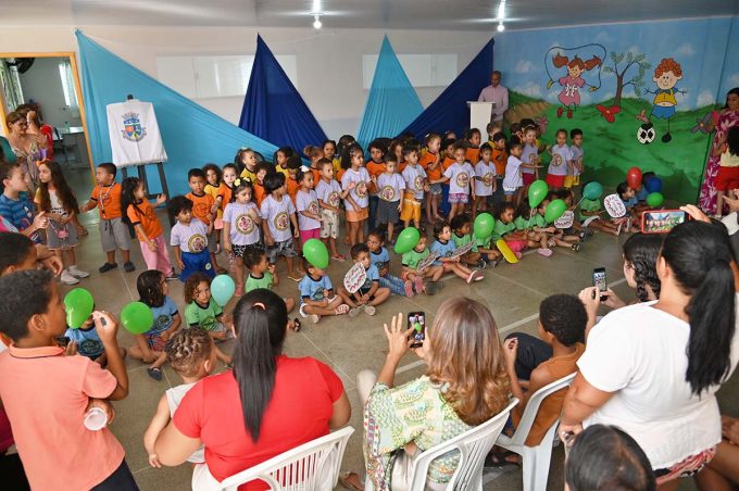 Prefeitura totaliza 89ª escola revitalizada com entrega do Centro Municipal de Educação Infantil Padre Benedito Soares