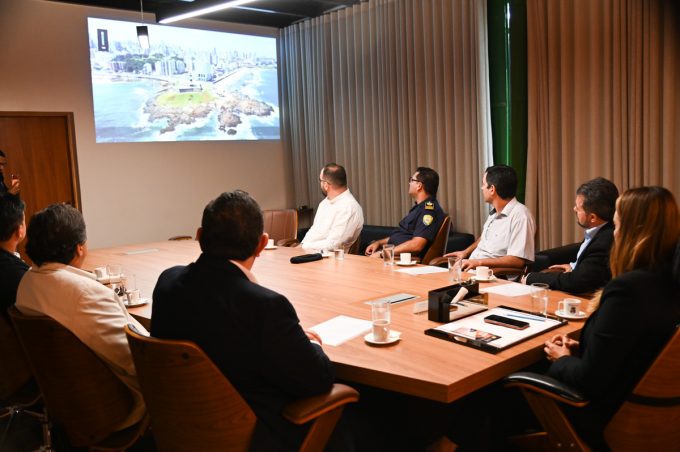 Prefeitura recebe doação da Febac para reforçar monitoramento de segurança no Centro da cidade