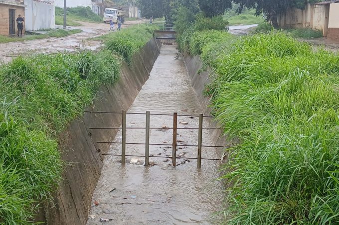 Fevereiro já registra quase dez vezes mais chuvas do que em 2025. Prefeitura segue atuando em áreas afetadas