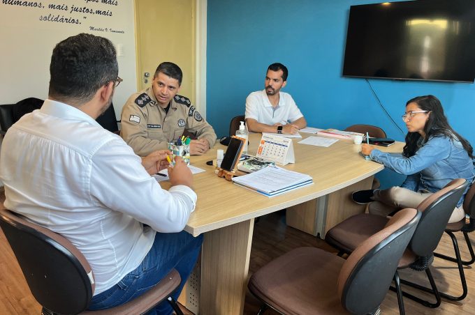 Secretaria Municipal de Desenvolvimento Social amplia diálogo com a Polícia Militar