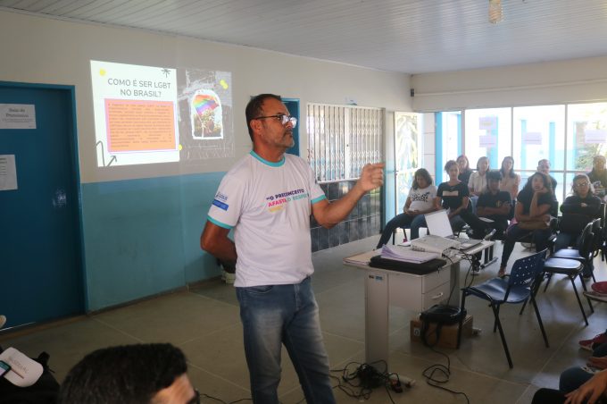 Prefeitura realiza oficina de acolhimento às pessoas LGBTQIAPN+ nos serviços de saúde