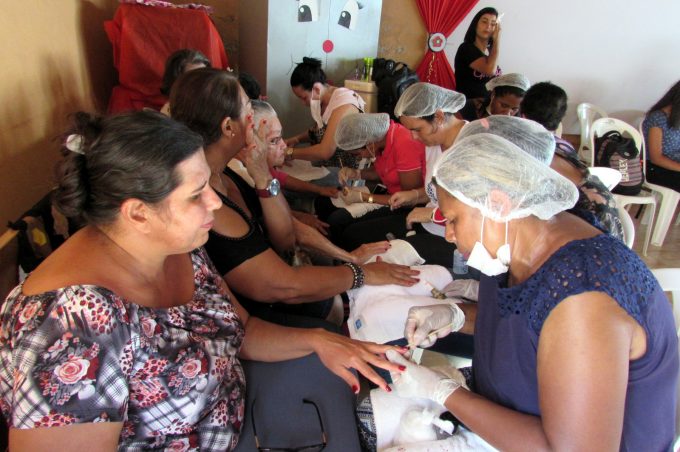 Tarde de Beleza movimenta o Centro de Convivência do Idoso