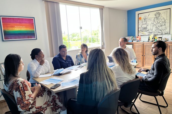 Equipe do Selo Unicef alinha cronograma de ações para proteção de crianças e adolescentes em Vitória da Conquista