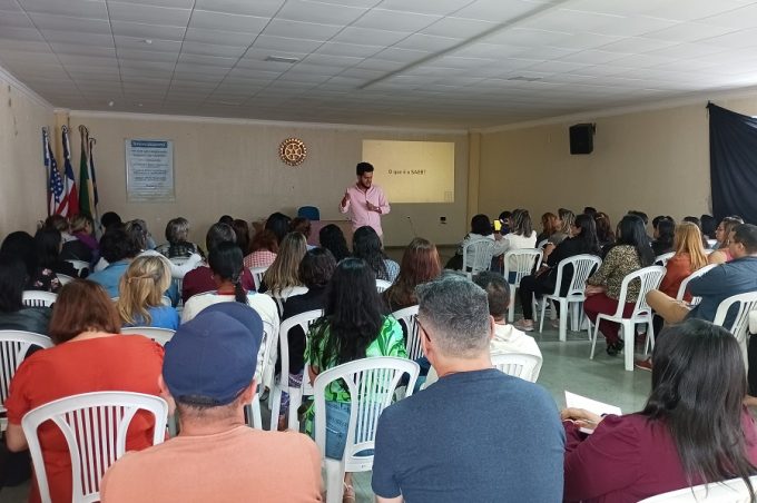 Núcleo Pedagógico reúne coordenadores para orientar conselho de classe e reta final das avaliações Sabe e Saeb