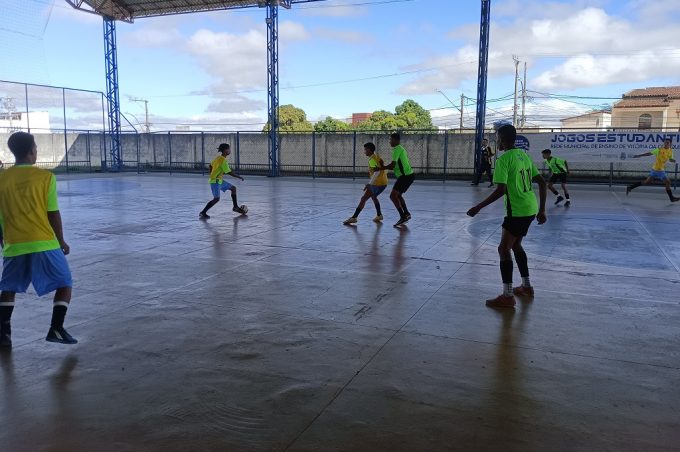 Jogos Estudantis realizam primeiras partidas do Polo EJA no Edvaldo Flores