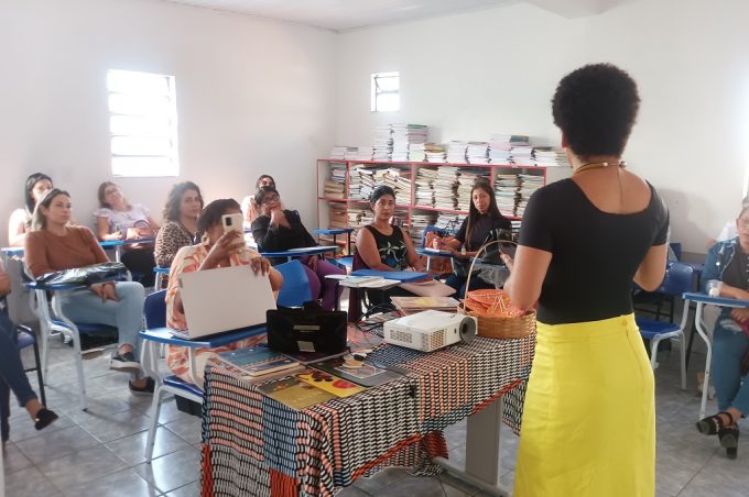 Professores das escolas do Campo e Nucleadas participam de formação sobre decolonialidade e educação