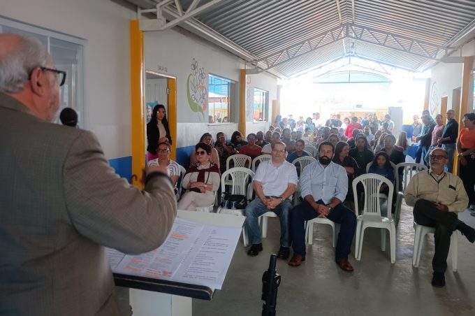 Após revitalização, Escola Municipal Raul Pompéia é entregue à comunidade de Itapirema