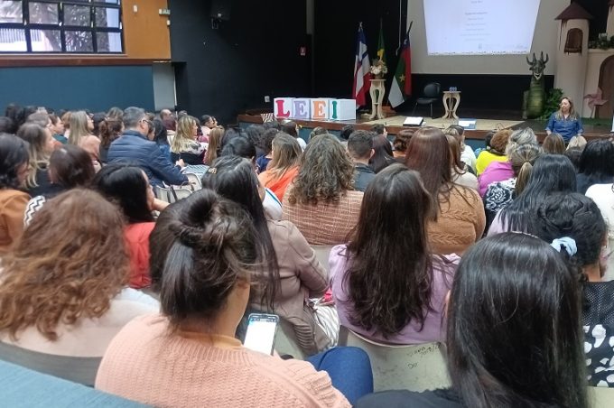 Smed lança Programa Compromisso Nacional Criança Alfabetizada com foco na leitura e escrita na Educação Infantil
