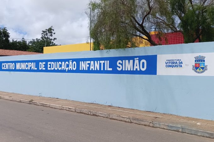 Prefeitura realiza manutenção nas escolas da Rede Municipal para o início das aulas