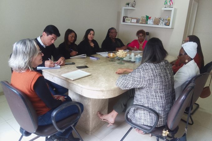 Secretaria Municipal de Educação fortalece parceria com o Programa A Tarde Educação