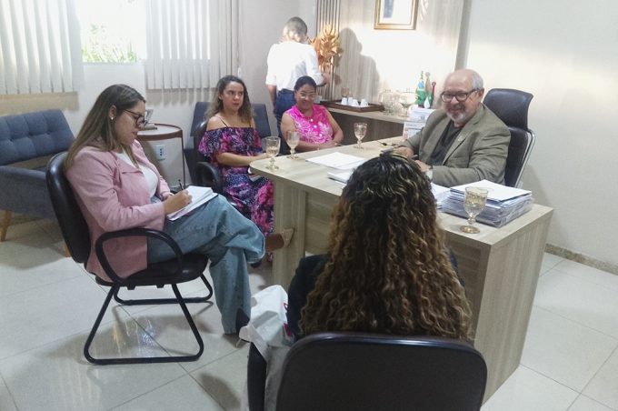 Governo Municipal e Conselho Regional de Psicologia dialogam sobre papel do psicólogo na educação
