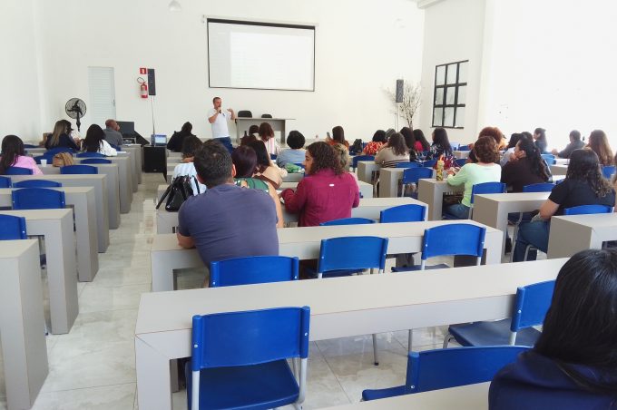Smed promove mais uma semana de formação para professores, coordenadores e gestores das escolas