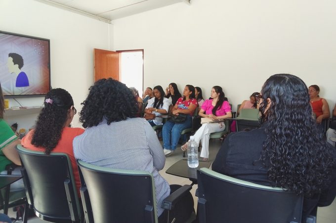 Educação Antirracista e Língua Inglesa são temas de capacitação promovida pela Smed
