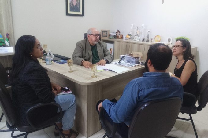 Em visita à Smed, representantes da Vitta Saúde apresentam convênio firmado com a Prefeitura Municipal