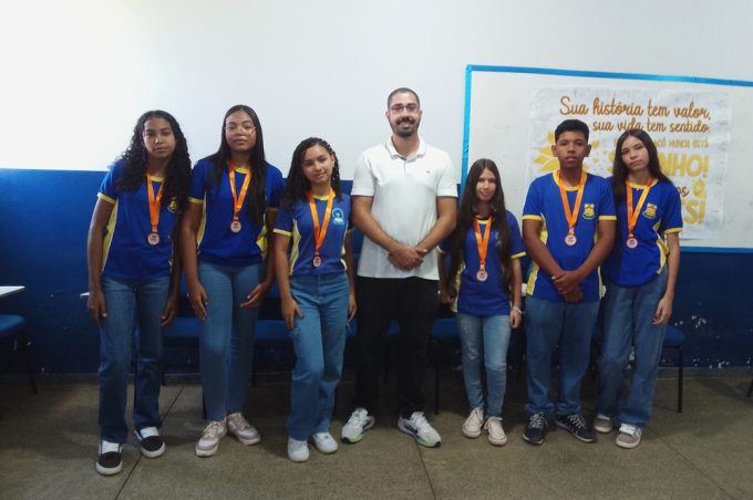 Alunos de duas escolas municipais são premiados em Olimpíada de Geografia