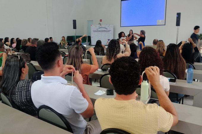Diretores e coordenadores escolares participam de novo ciclo de formação continuada
