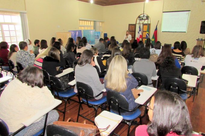 Prefeitura discute fluxo de atendimentos de denúncias de trabalho infantil