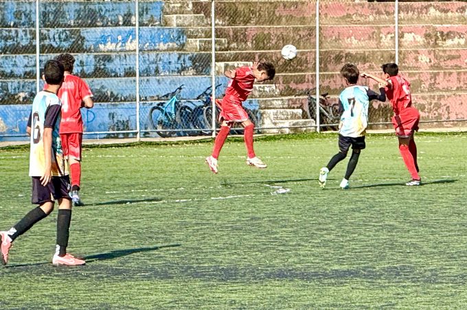 Planeta Bola e Chute Certo são campeões da Copa Municipal das Escolinhas Leandro Domingues