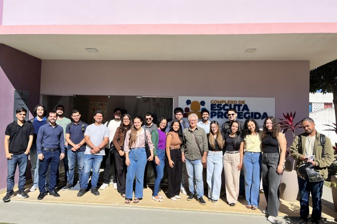 Estudantes da Uesb participam de visita técnica ao Cidca e ao Complexo de Escuta Protegida