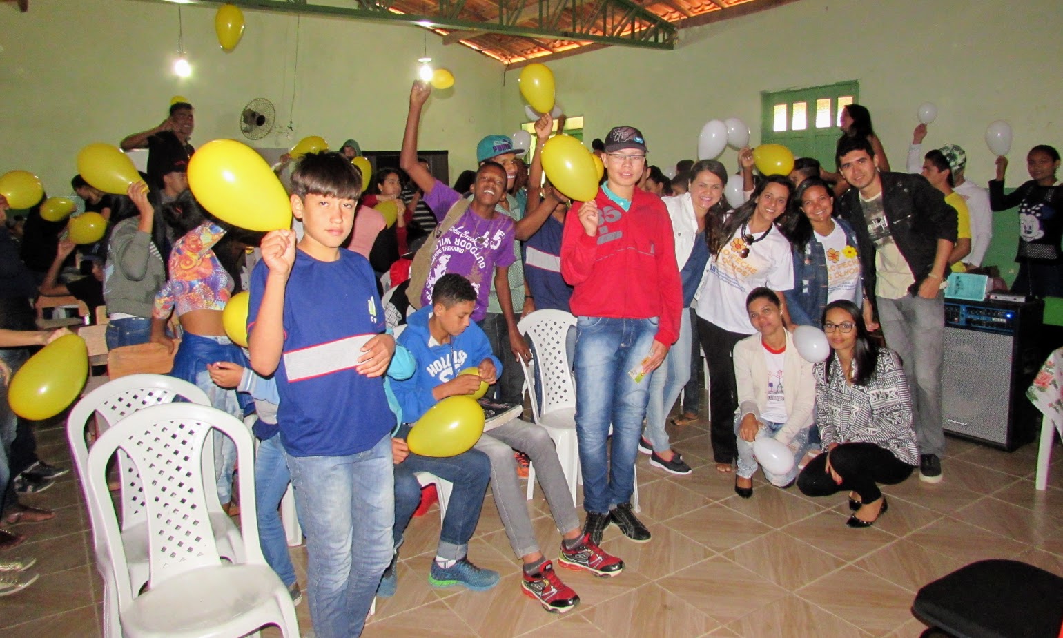 Estudantes de José Gonçalves participam da campanha “Não Feche os Olhos”