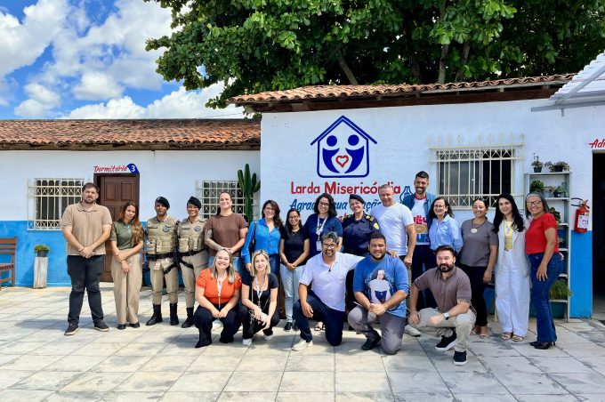 Ciamp discute fortalecimento de ações voltadas à população em situação de rua