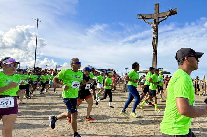 Pela Paz no Trânsito: 2ª Corrida do Simtrans movimenta tarde de domingo no alto do Cristo em Vitória da Conquista