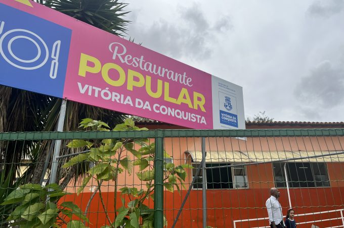 Restaurante Popular de Vitória da Conquista serve cerca de mil refeições por dia a R$ 3,80 cada prato