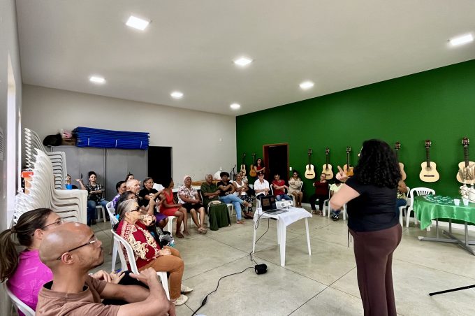 Cras Pedrinhas realiza roda de conversa sobre direitos da pessoa com deficiência no Setembro Verde