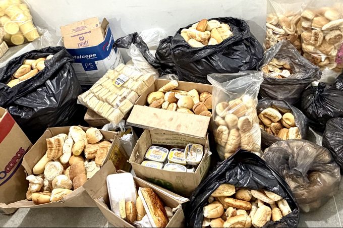 Vigilância Sanitária apreende alimentos e interdita padarias durante inspeções de rotina em Vitória da Conquista