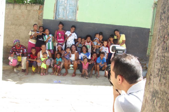 Primeira Infância no SUAS promove projeto Florescer no Beco de Doula