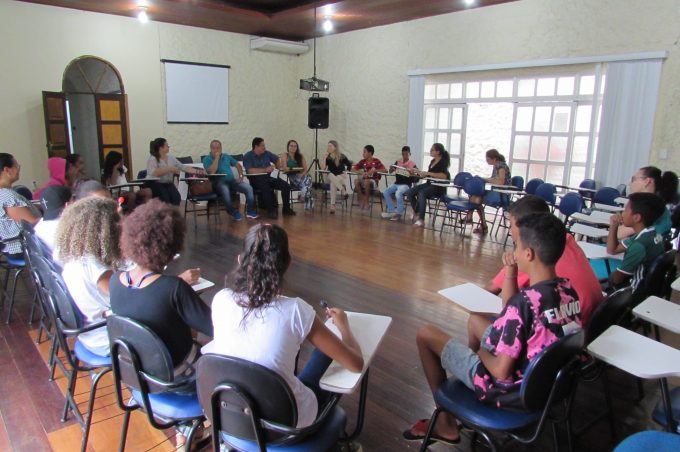 Prefeitura realiza reunião para criação do Fórum Contra Violência e Proteção à Vida dos Adolescentes