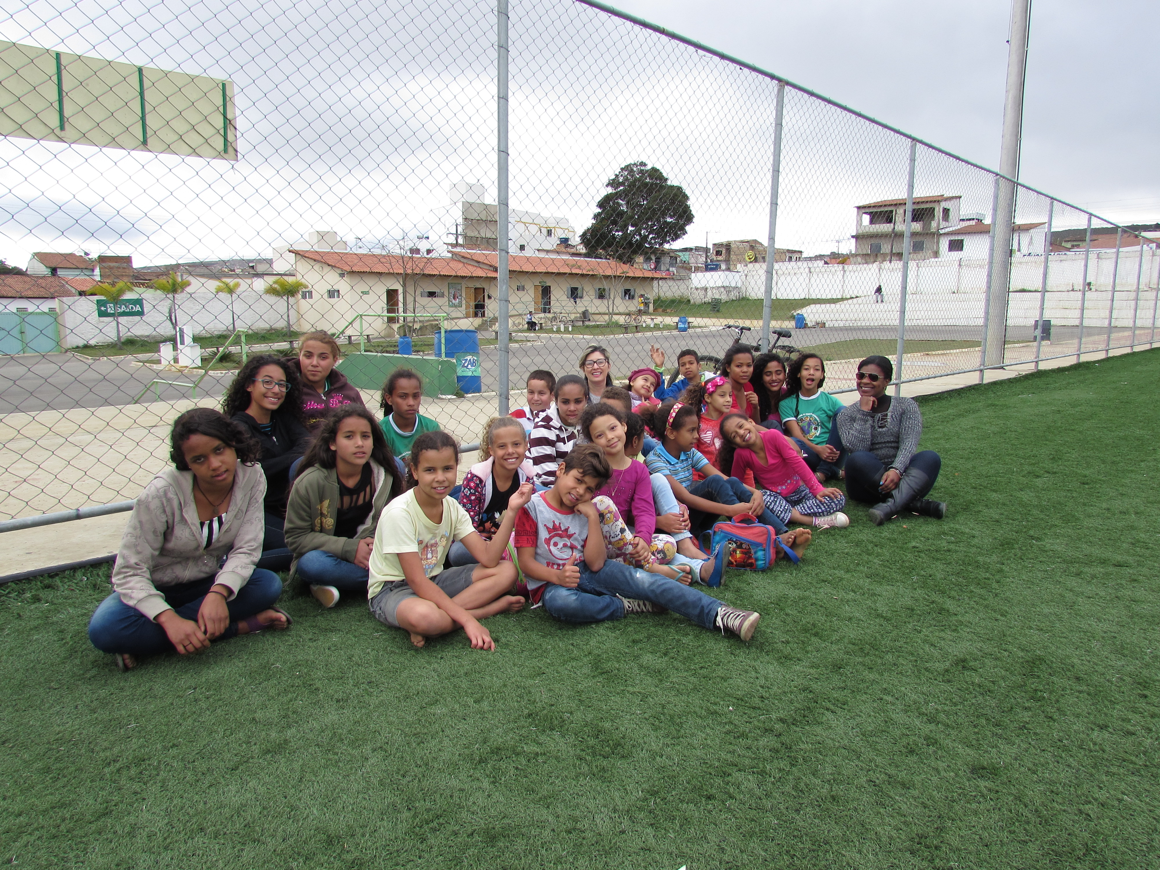 Educandos do Cras Jardim Valéria visitam Estádio Edvaldo Flores