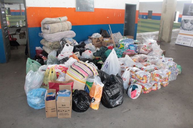 Donativos para desabrigados podem ser entregues em oito pontos de arrecadação