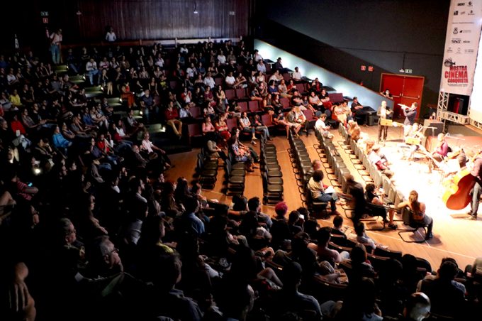Homenagem da Mostra Cinema Conquista emociona família Liberato