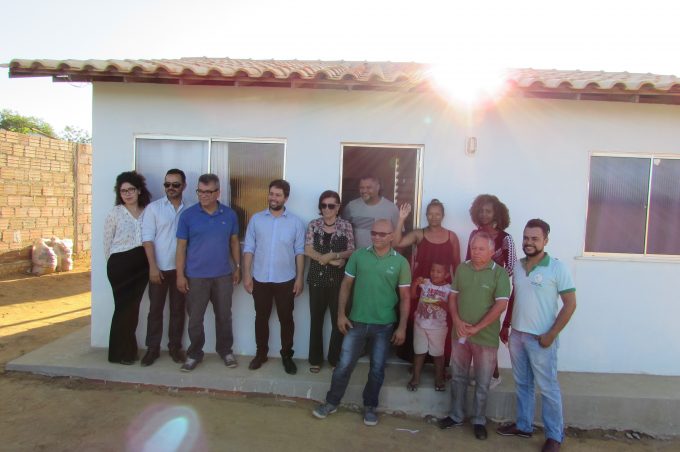 Governo Municipal participa de entrega de casas na comunidade quilombola de Baixão